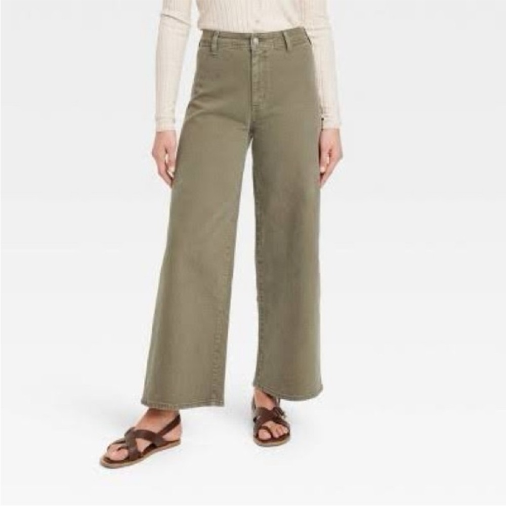 Universal Thread Khaki Wide-Leg Jeans